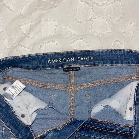 American Eagle distressed shorts! - Picture 4 of 4